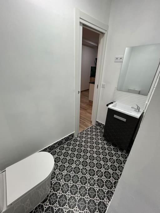 Apartamento Recien Reformado Con 5 Habitaciones Y 3 Banos Madrid Esterno foto
