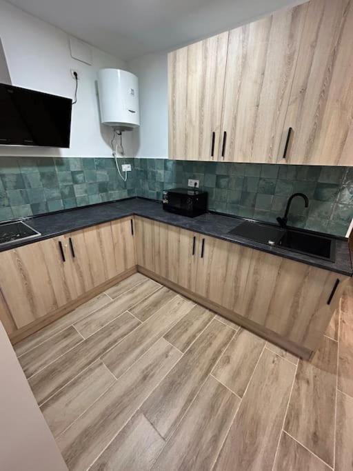 Apartamento Recien Reformado Con 5 Habitaciones Y 3 Banos Madrid Esterno foto