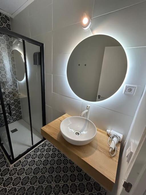 Apartamento Recien Reformado Con 5 Habitaciones Y 3 Banos Madrid Esterno foto
