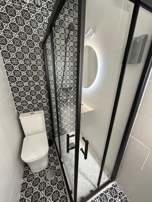 Apartamento Recien Reformado Con 5 Habitaciones Y 3 Banos Madrid Esterno foto